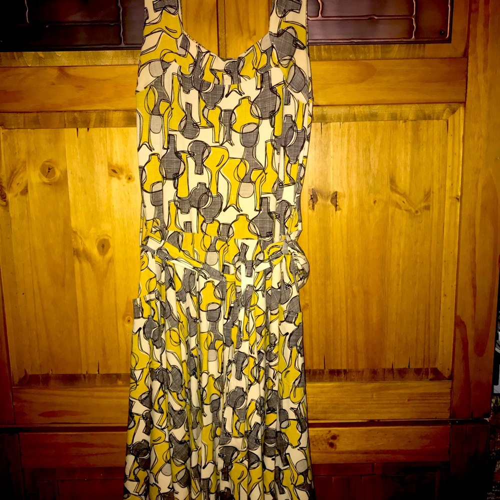 Elffies Heart Dress with Pockets & waist tie.